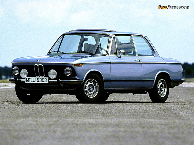 BMW 1502 (E10) 1975–77 pictures (640 x 480)