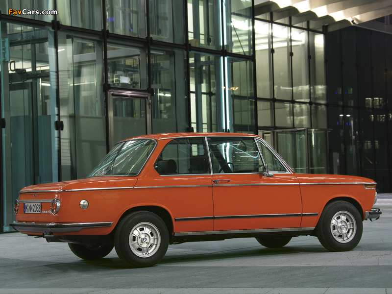 BMW 2002tii (40th Birthday Reconstructed) (E10) 2006 wallpapers (800 x 600)