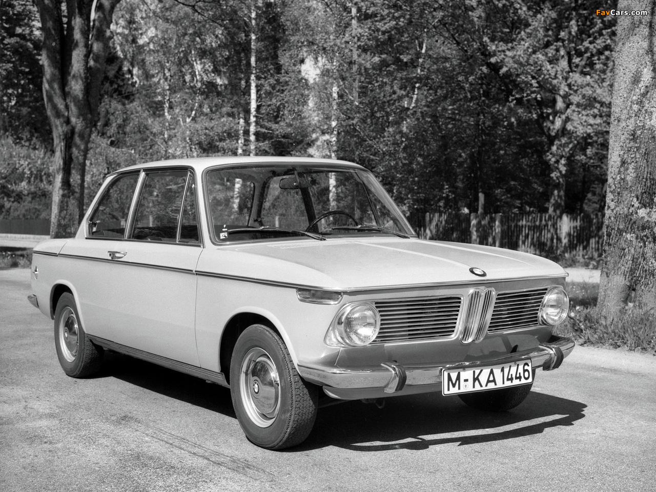 BMW 1600-2 (E10) 1967–71 images (1280 x 960)