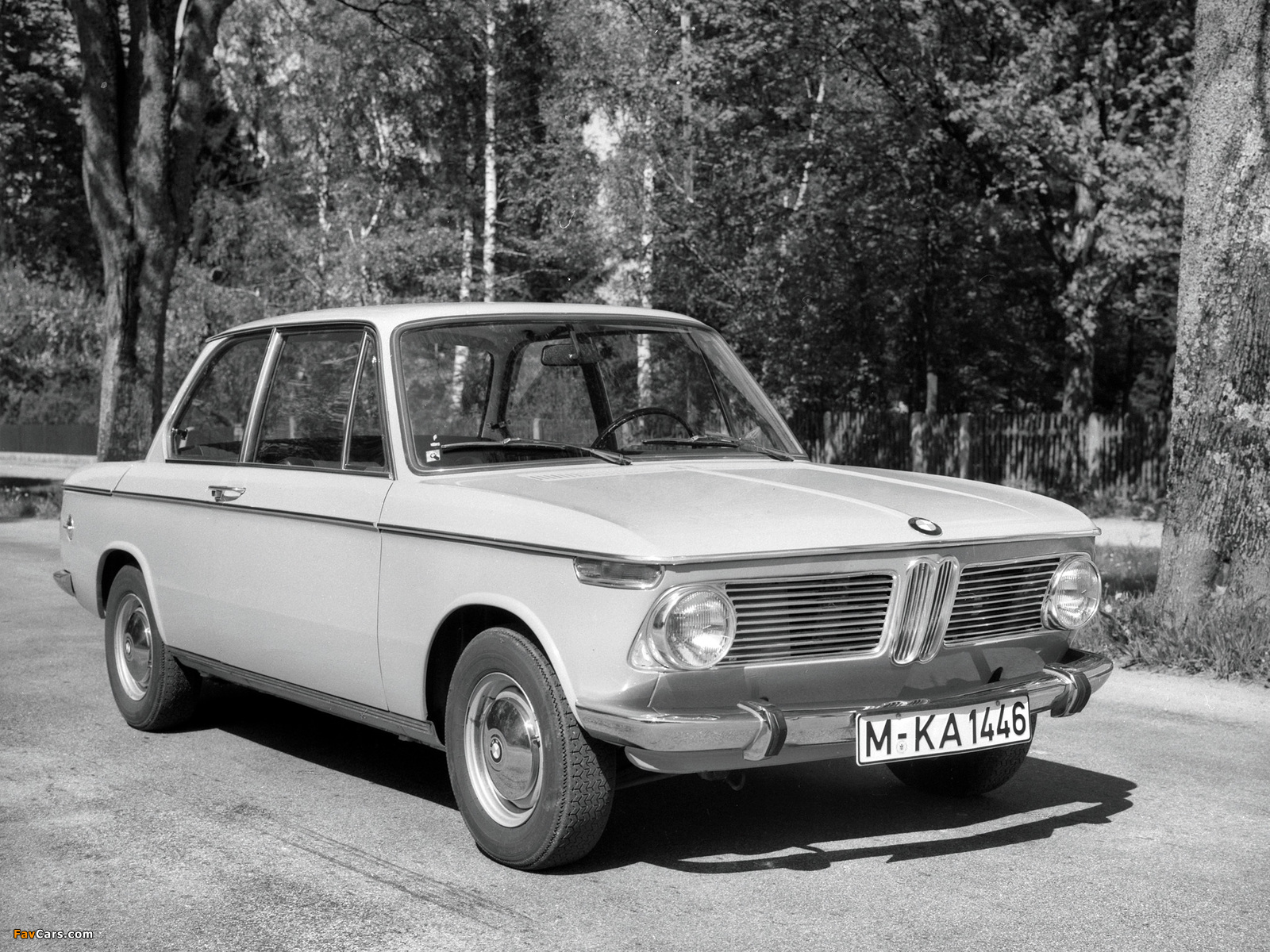 BMW 1600-2 (E10) 1967–71 images (1600 x 1200)