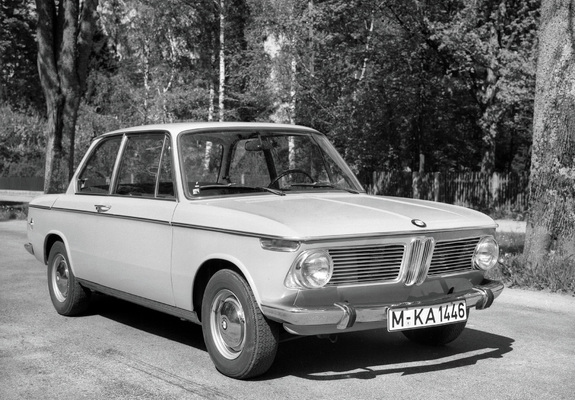 BMW 1600-2 (E10) 1967–71 images