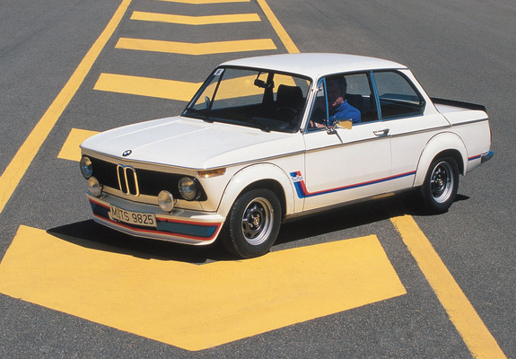 BMW 2002 Turbo (E20) 1974–75 pictures