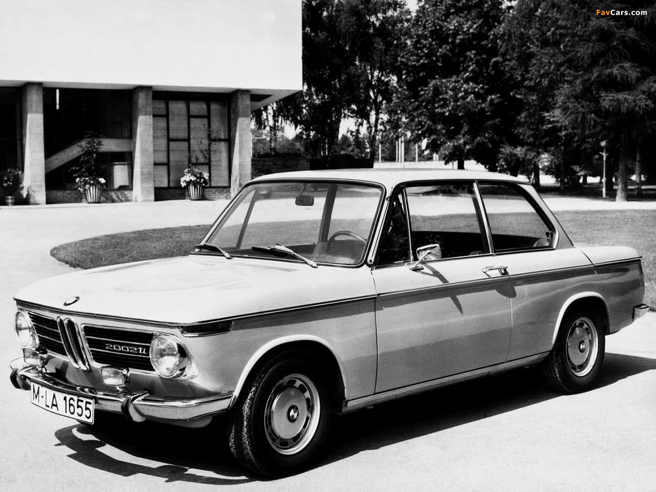 Images of BMW 2002ti (E10) 1968–72 (1280 x 960)