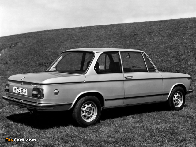 Images of BMW 2002 tii (E10) 1971–75 (640 x 480)