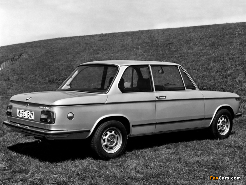 Images of BMW 2002 tii (E10) 1971–75 (800 x 600)
