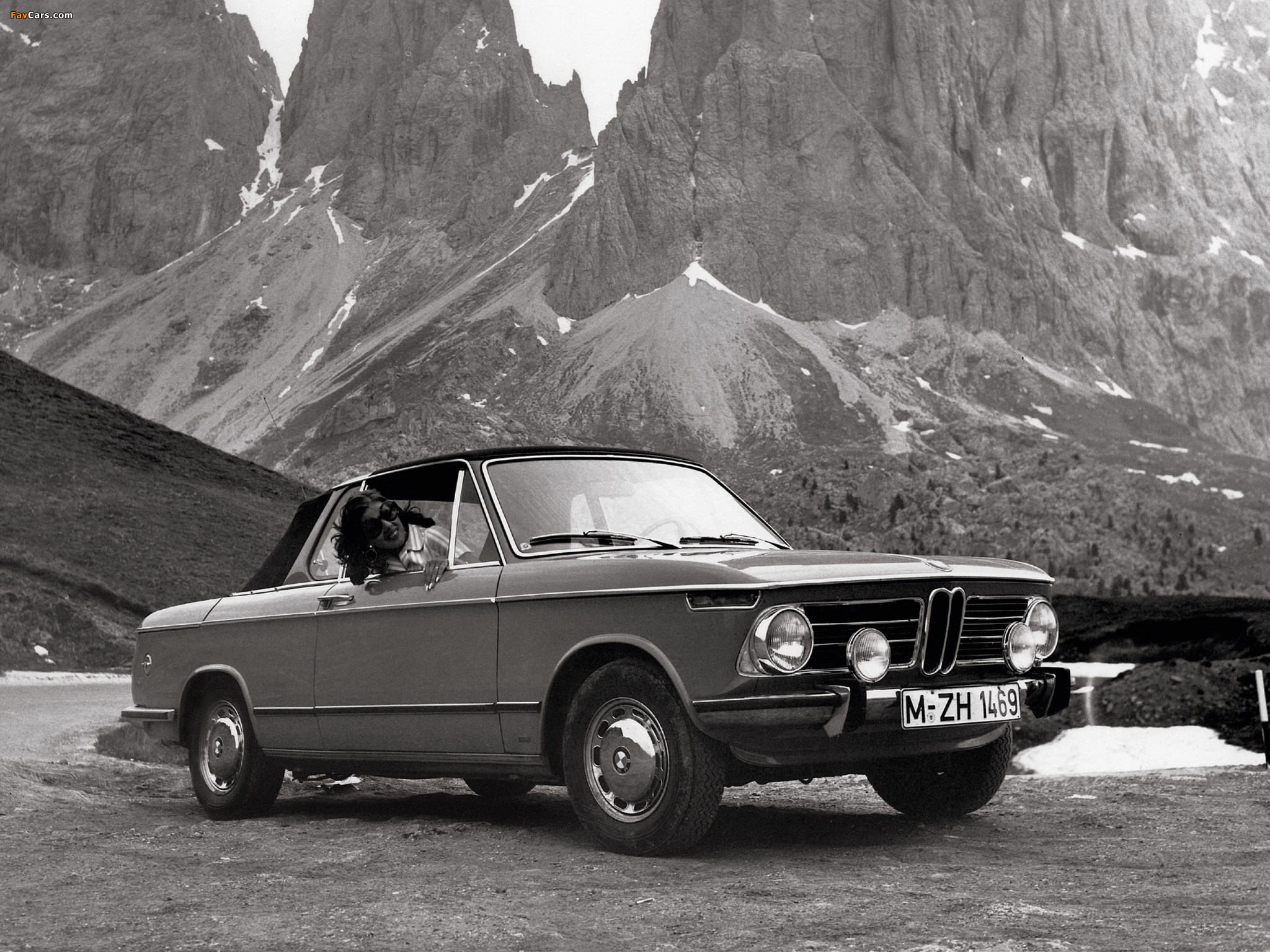 Photos of BMW 2002 Cabriolet by Baur (E10) 1967–75 (2048 x 1536)