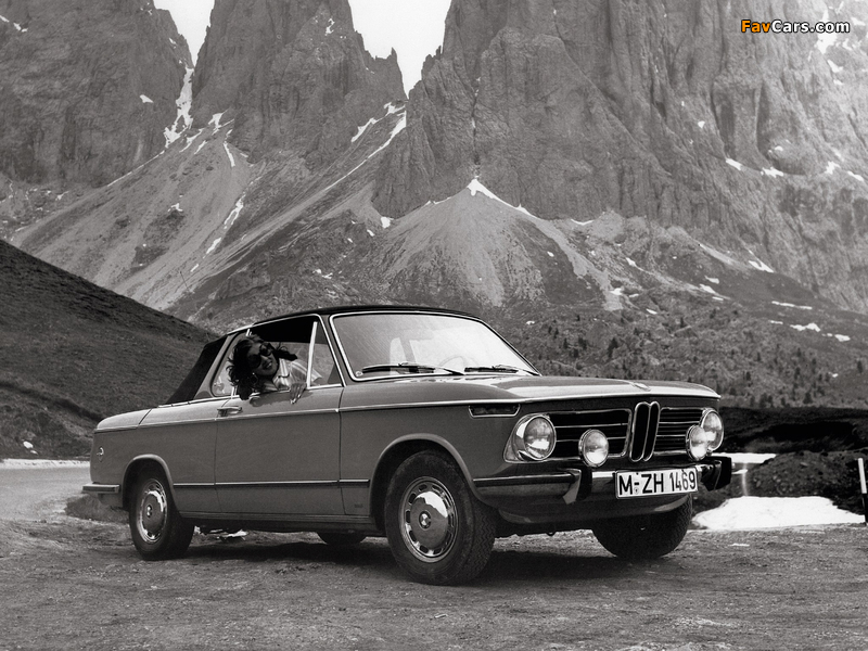 Photos of BMW 2002 Cabriolet by Baur (E10) 1967–75 (800 x 600)