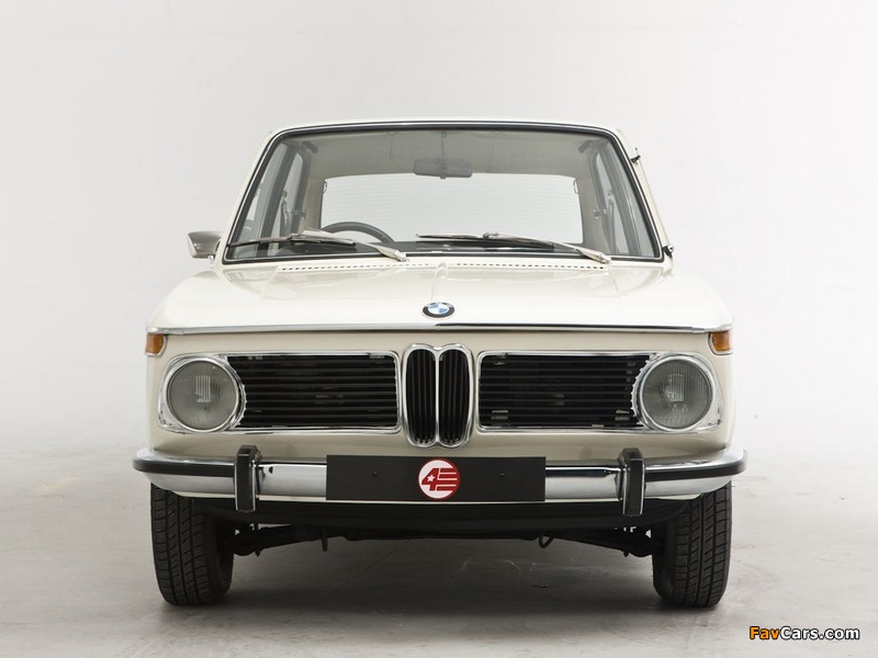 Photos of BMW 2000 Touring UK-spec (E6) 1971–77 (800 x 600)