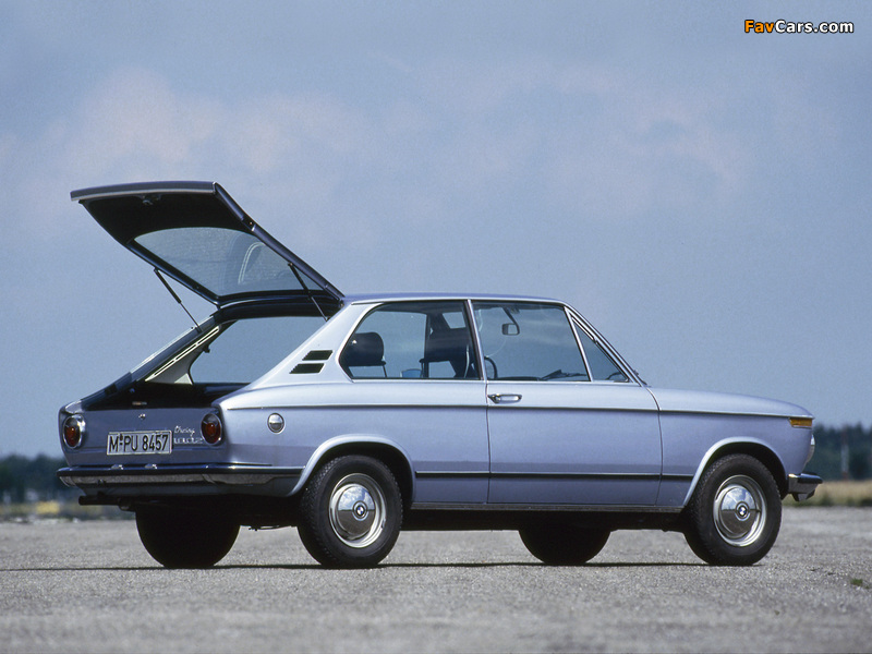 Photos of BMW 1802 Touring (E6) 1971–75 (800 x 600)