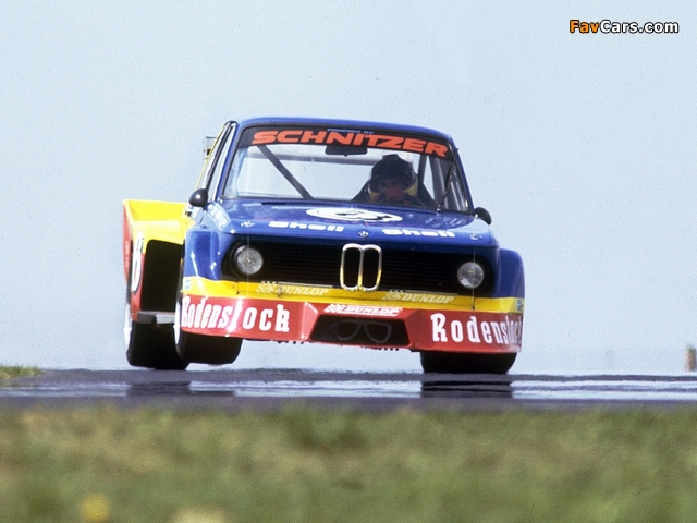 Photos of BMW 2002 Turbo Deutsche Rundstreckenmeisterschaft (E20) 1977 (640 x 480)
