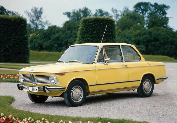 Pictures of BMW 1600-2 (E10) 1967–71