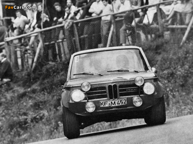 Pictures of BMW 2002 Rally Car (E10) (640 x 480)