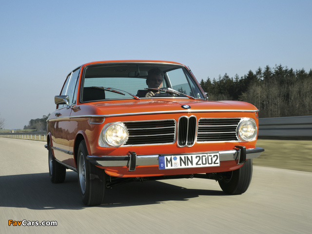 Pictures of BMW 2002tii (40th Birthday Reconstructed) (E10) 2006 (640 x 480)