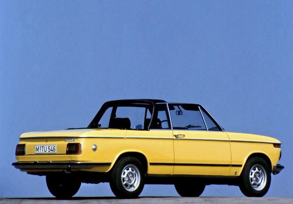 BMW 2002 Cabriolet by Baur (E10) 1967–75 wallpapers