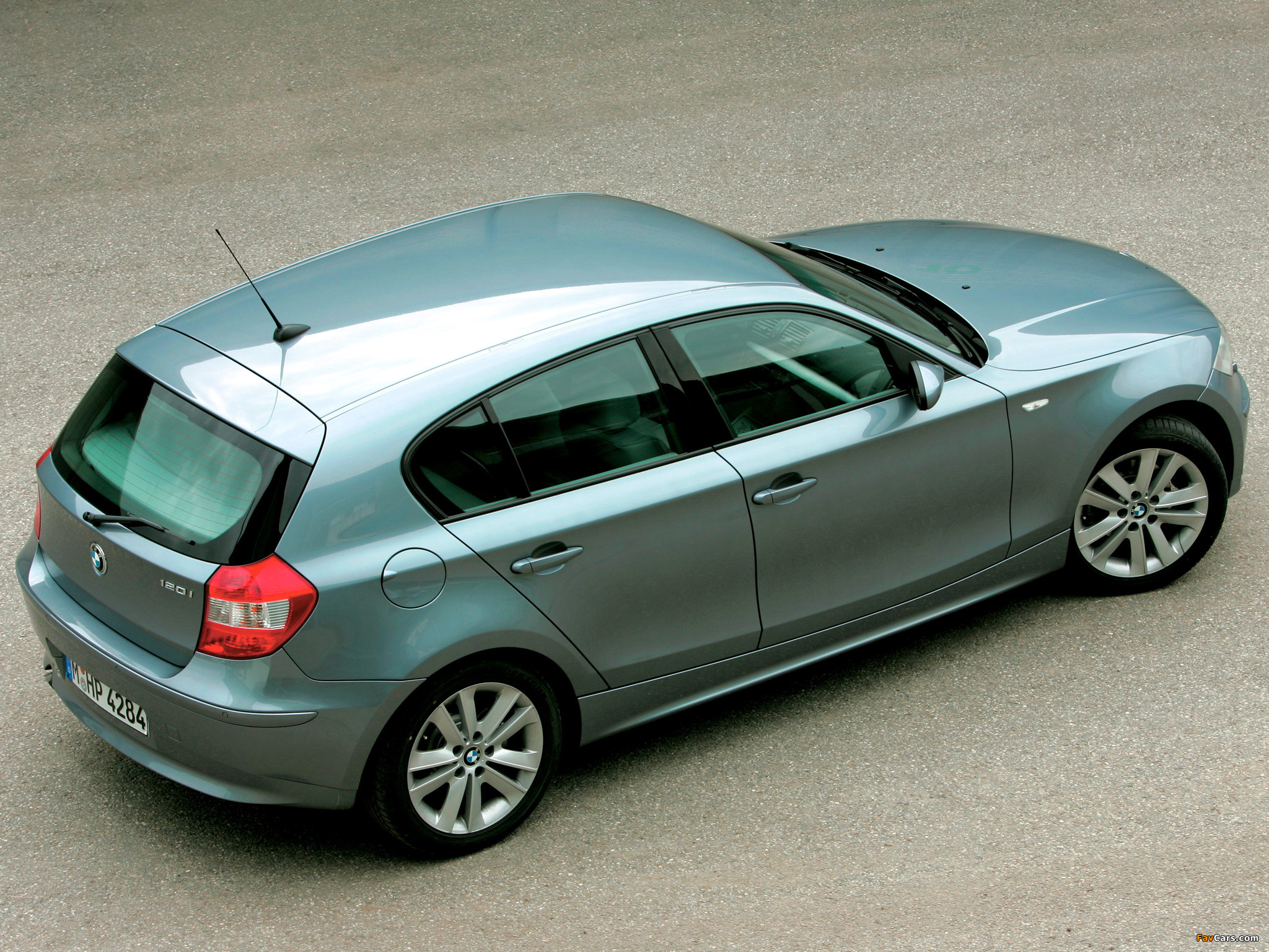 BMW 120i 5-door (E87) 2004–06 images (2048 x 1536)