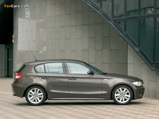 BMW 120d 5-door (E87) 2004–06 pictures (640 x 480)