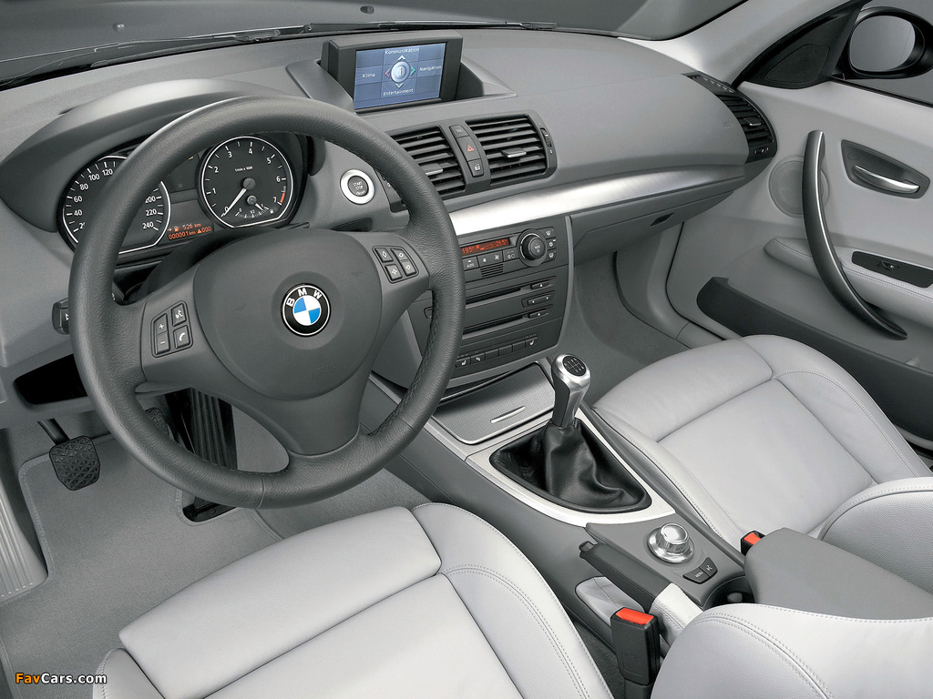 BMW 120i 5-door (E87) 2004–06 wallpapers (1024 x 768)