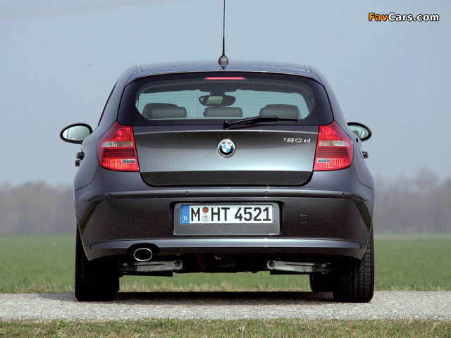 BMW 120d 5-door (E87) 2007–11 images (640 x 480)