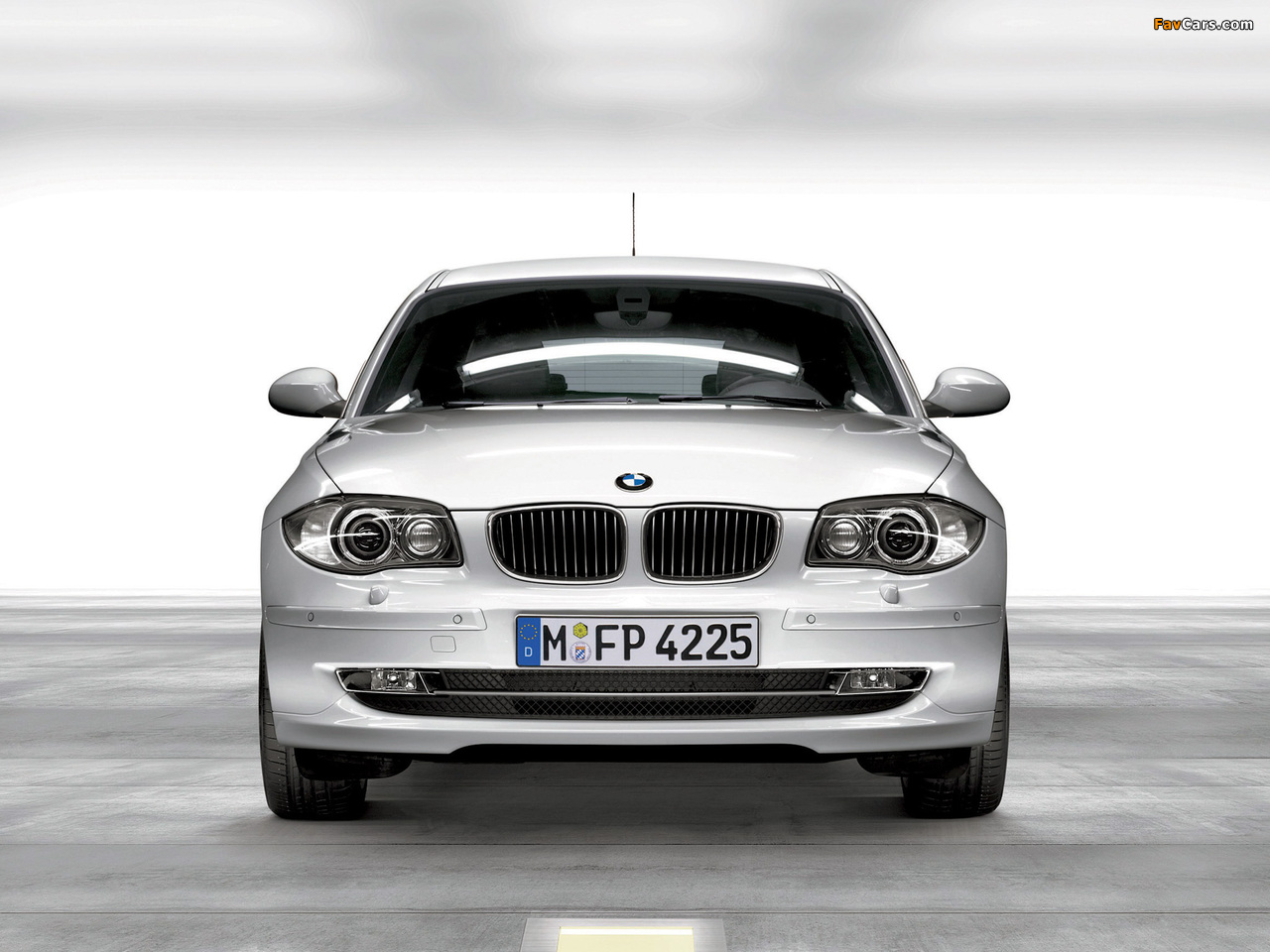 BMW 120i 3-door (E81) 2007–11 photos (1280 x 960)