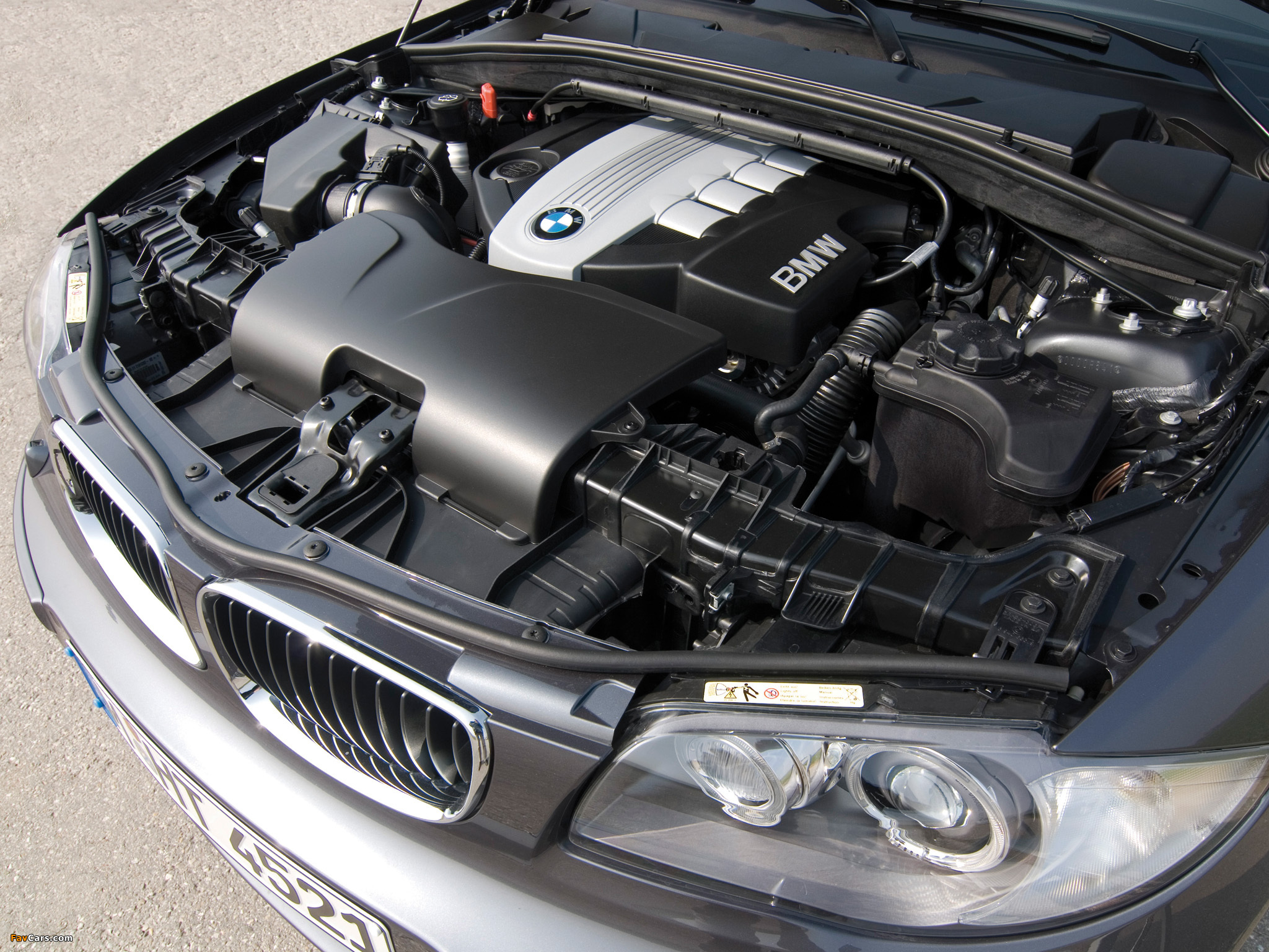 BMW 120d 5-door (E87) 2007–11 pictures (2048 x 1536)