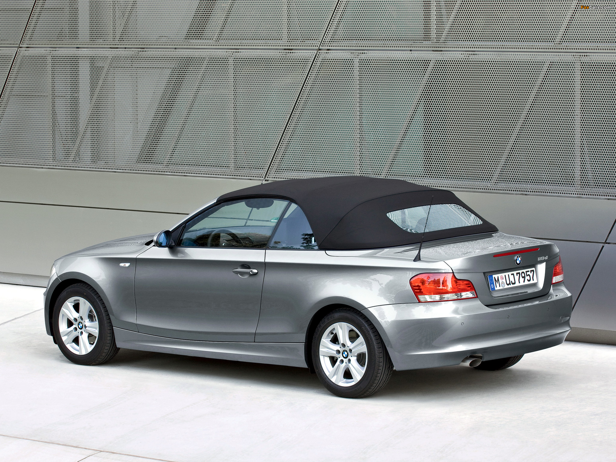 BMW 118d Cabrio (E88) 2008–10 images (2048 x 1536)