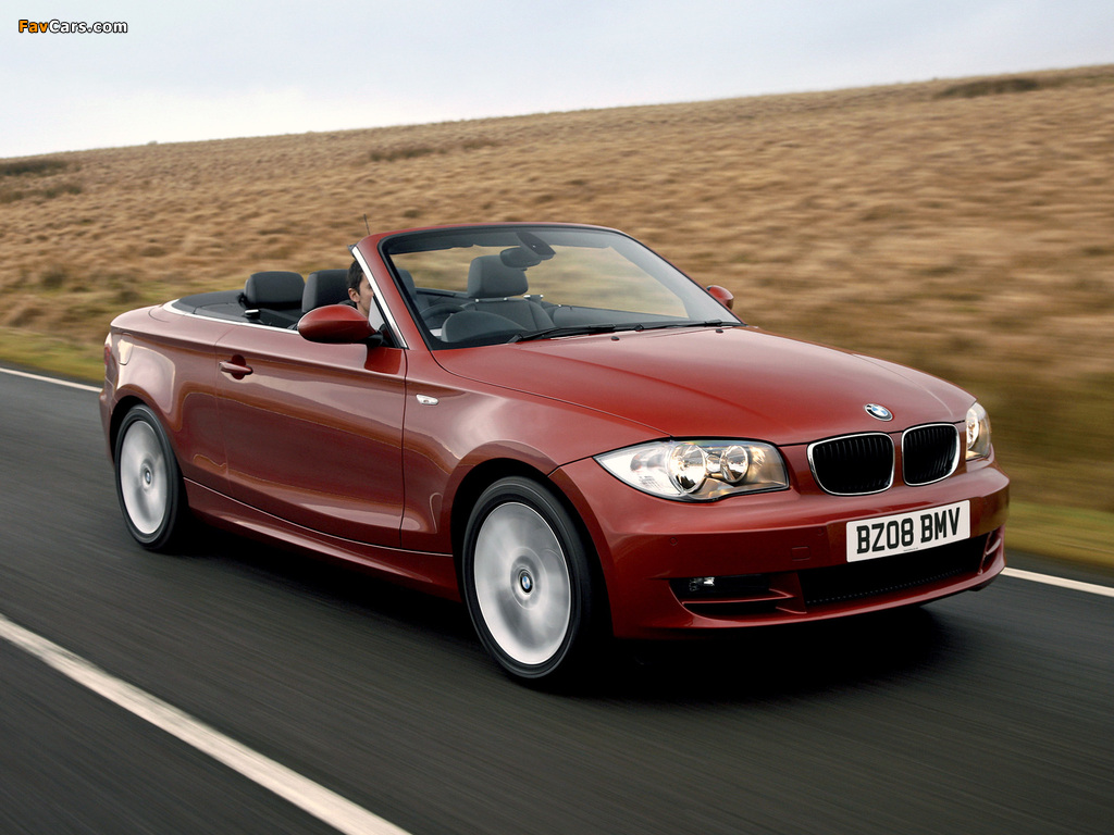 BMW 125i Cabrio UK-spec (E88) 2008–10 photos (1024 x 768)