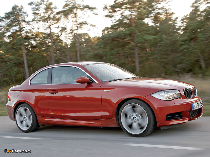 BMW 135i Coupe (E82) 2008–10 photos (800 x 600)