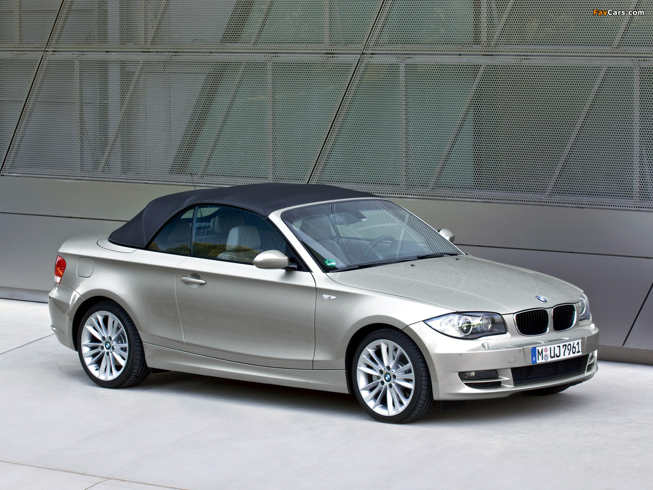 BMW 123d Cabrio (E88) 2008–10 photos (1280 x 960)