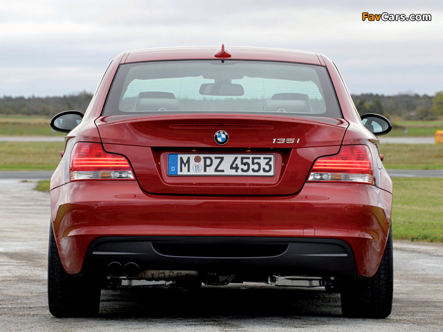 BMW 135i Coupe (E82) 2008–10 wallpapers (640 x 480)