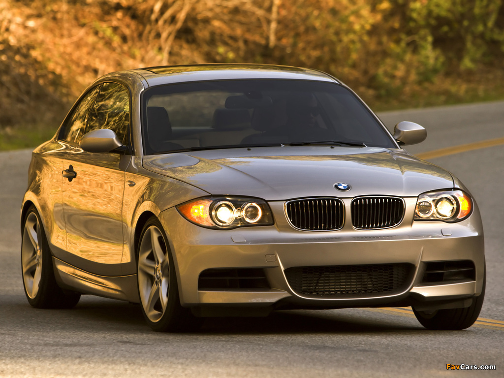 BMW 135i Coupe US-spec (E82) 2008–10 wallpapers (1024 x 768)