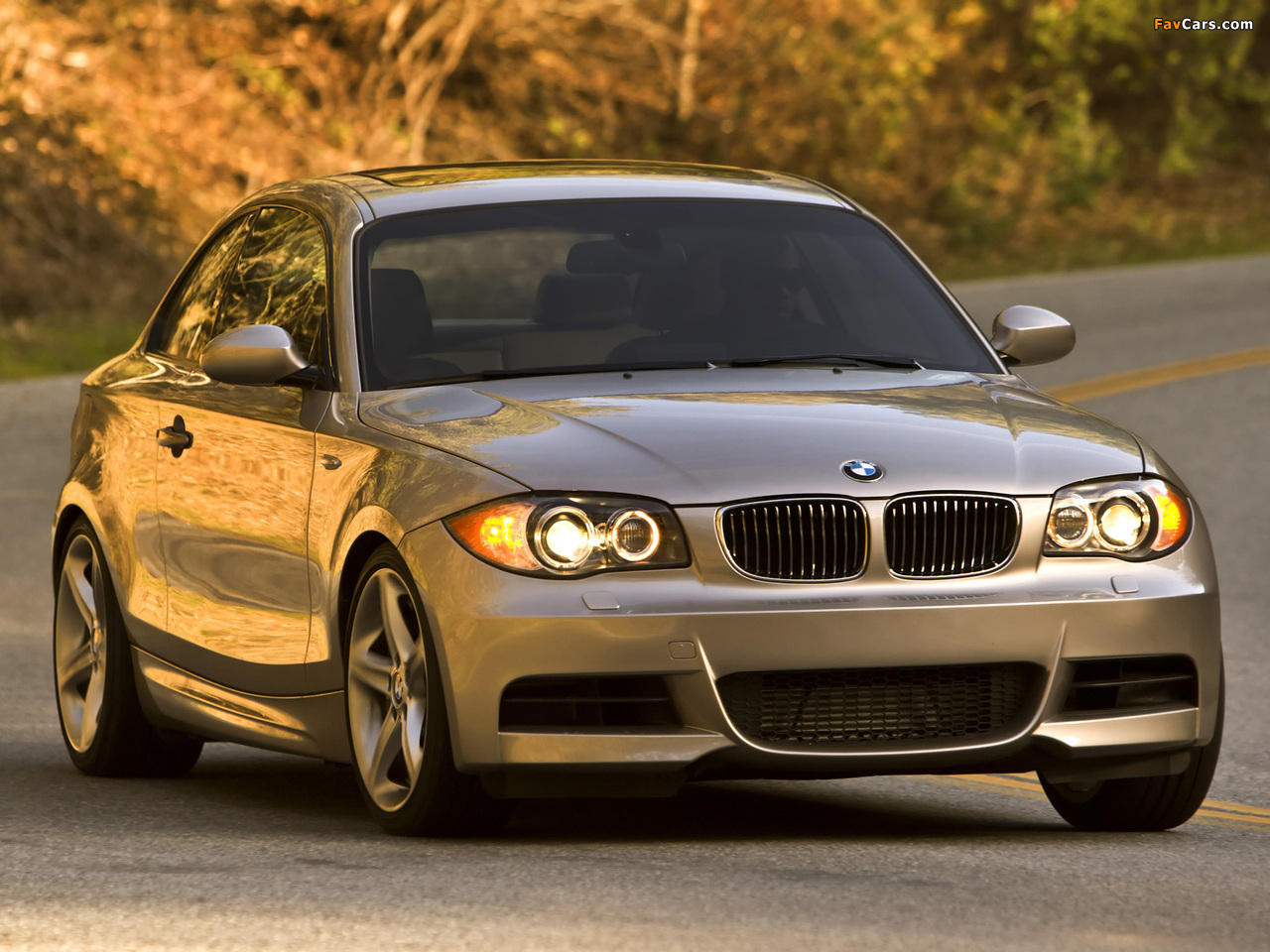 BMW 135i Coupe US-spec (E82) 2008–10 wallpapers (1280 x 960)