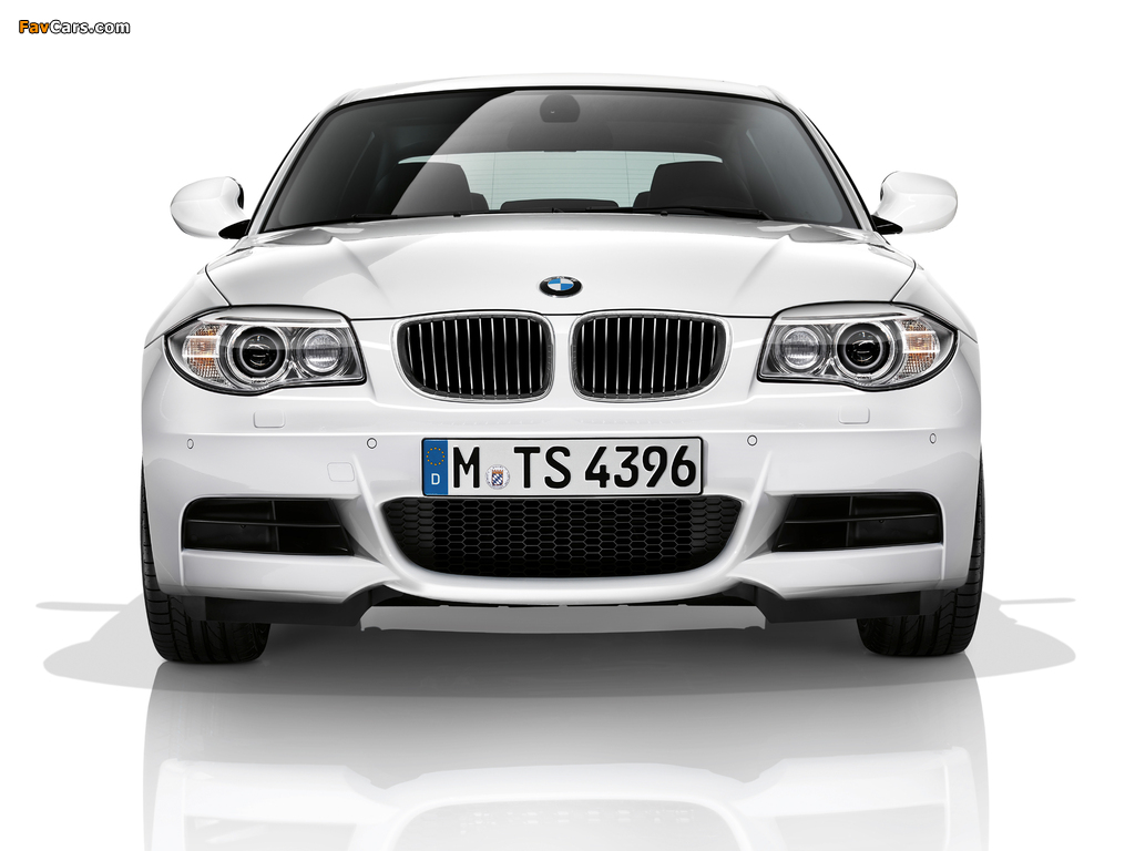 BMW 135i Coupe (E82) 2011 images (1024 x 768)
