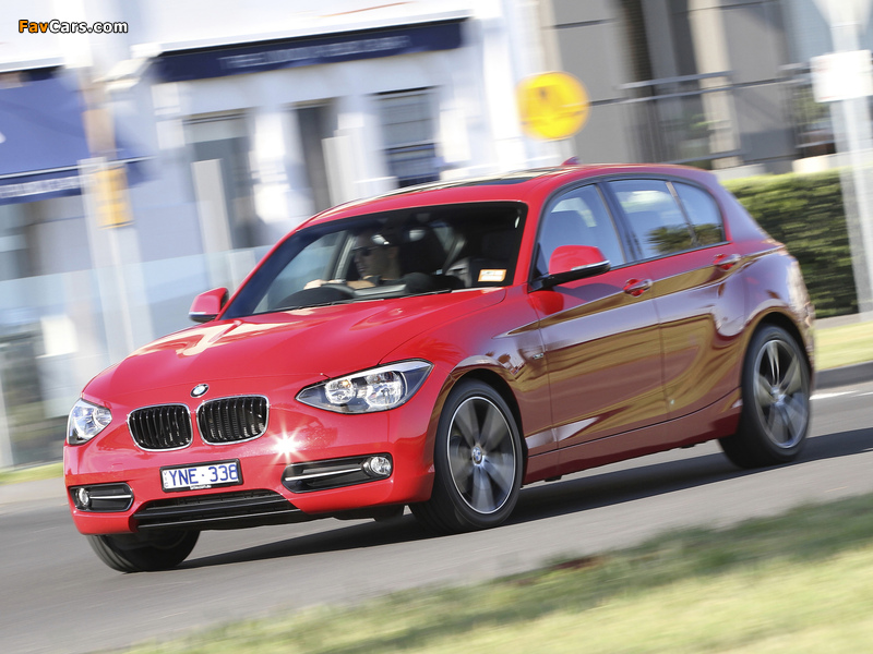 BMW 118d 5-door Sport Line AU-spec (F20) 2011 images (800 x 600)