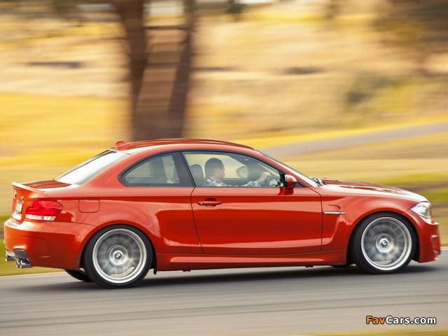 BMW 1 Series M Coupe AU-spec (E82) 2011 images (640 x 480)