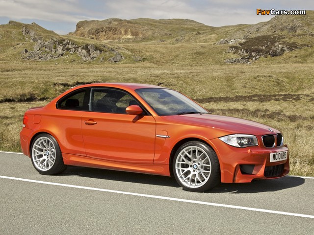 BMW 1 Series M Coupe UK-spec (E82) 2011 images (640 x 480)