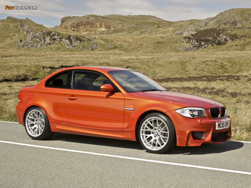 BMW 1 Series M Coupe UK-spec (E82) 2011 images (800 x 600)