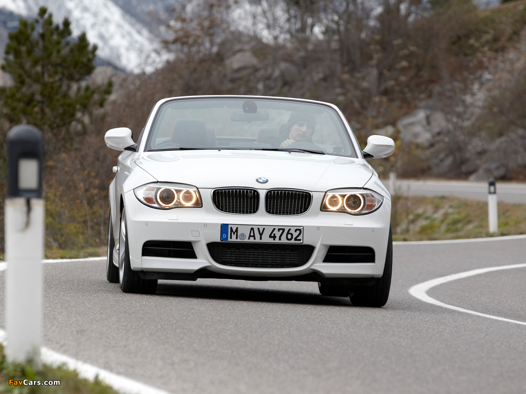 BMW 135i Cabrio (E88) 2011 photos (1024 x 768)