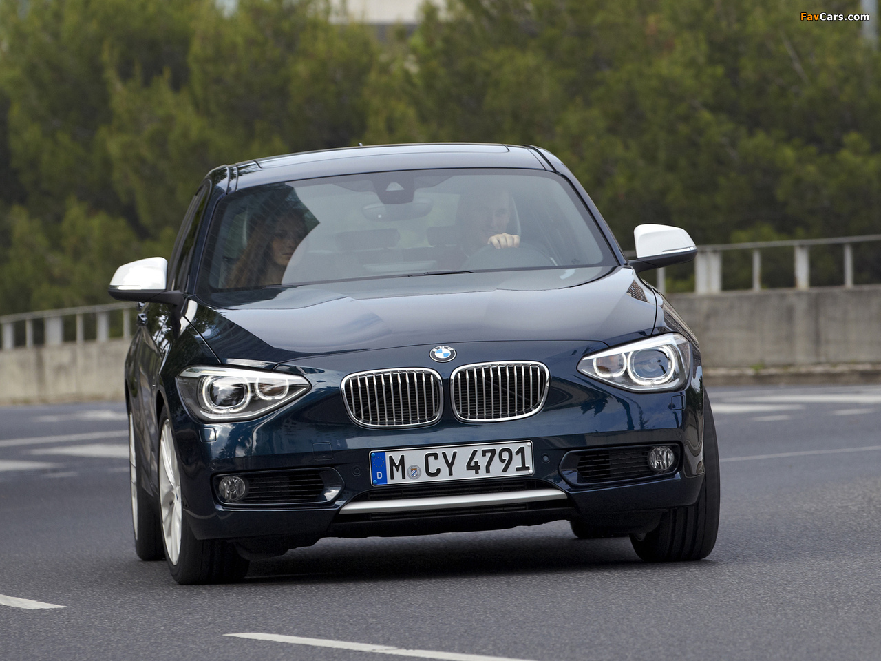 BMW 120d 5-door Urban Line (F20) 2011 pictures (1280 x 960)