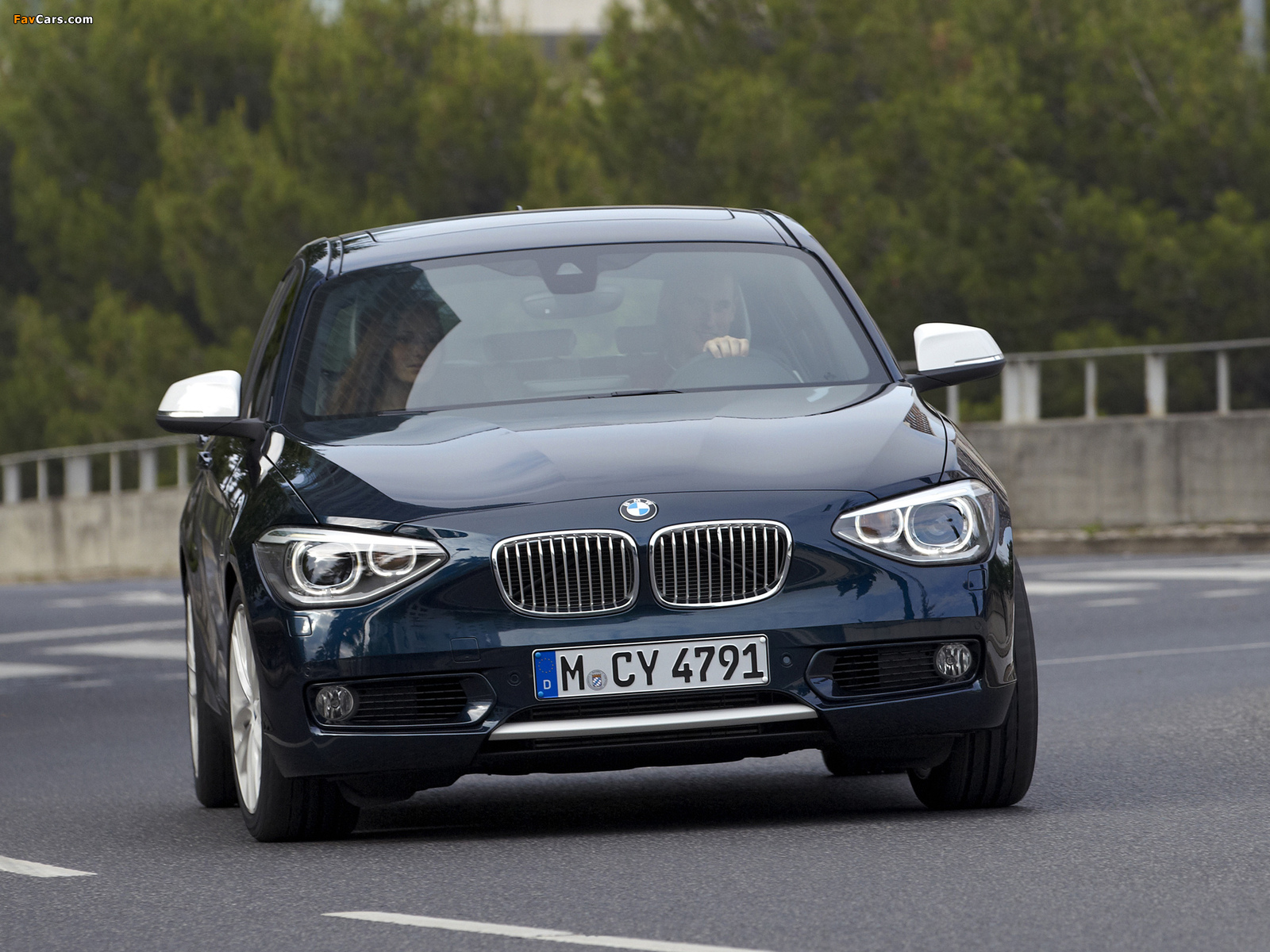 BMW 120d 5-door Urban Line (F20) 2011 pictures (1600 x 1200)