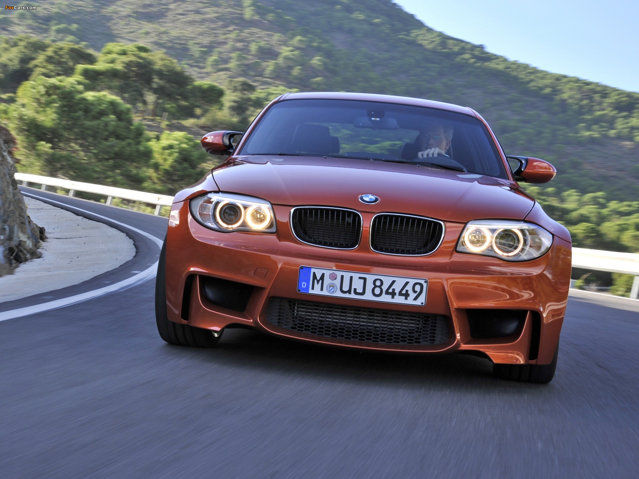 BMW 1 Series M Coupe (E82) 2011–12 pictures (2048 x 1536)