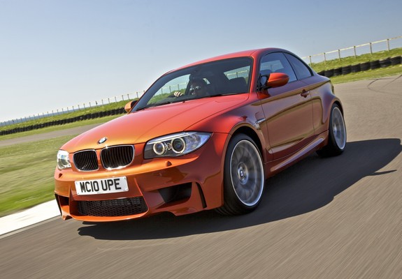 BMW 1 Series M Coupe UK-spec (E82) 2011 pictures