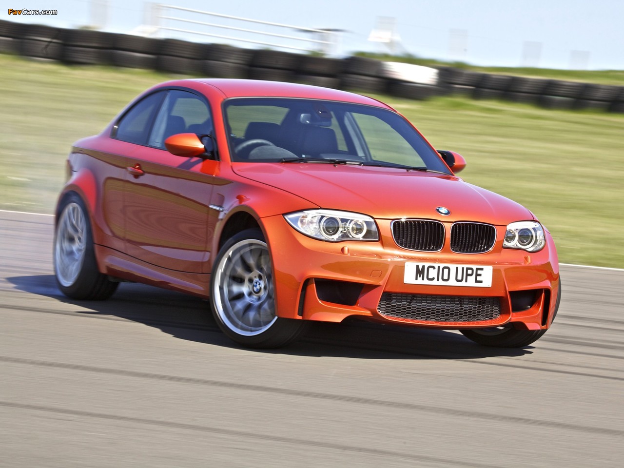 BMW 1 Series M Coupe UK-spec (E82) 2011 pictures (1280 x 960)