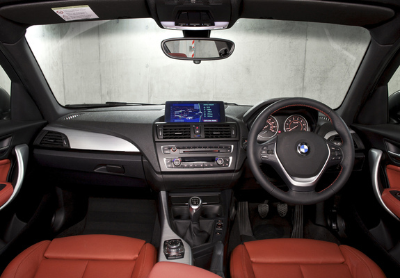 BMW 118i 5-door Sport Line UK-spec (F20) 2011 pictures