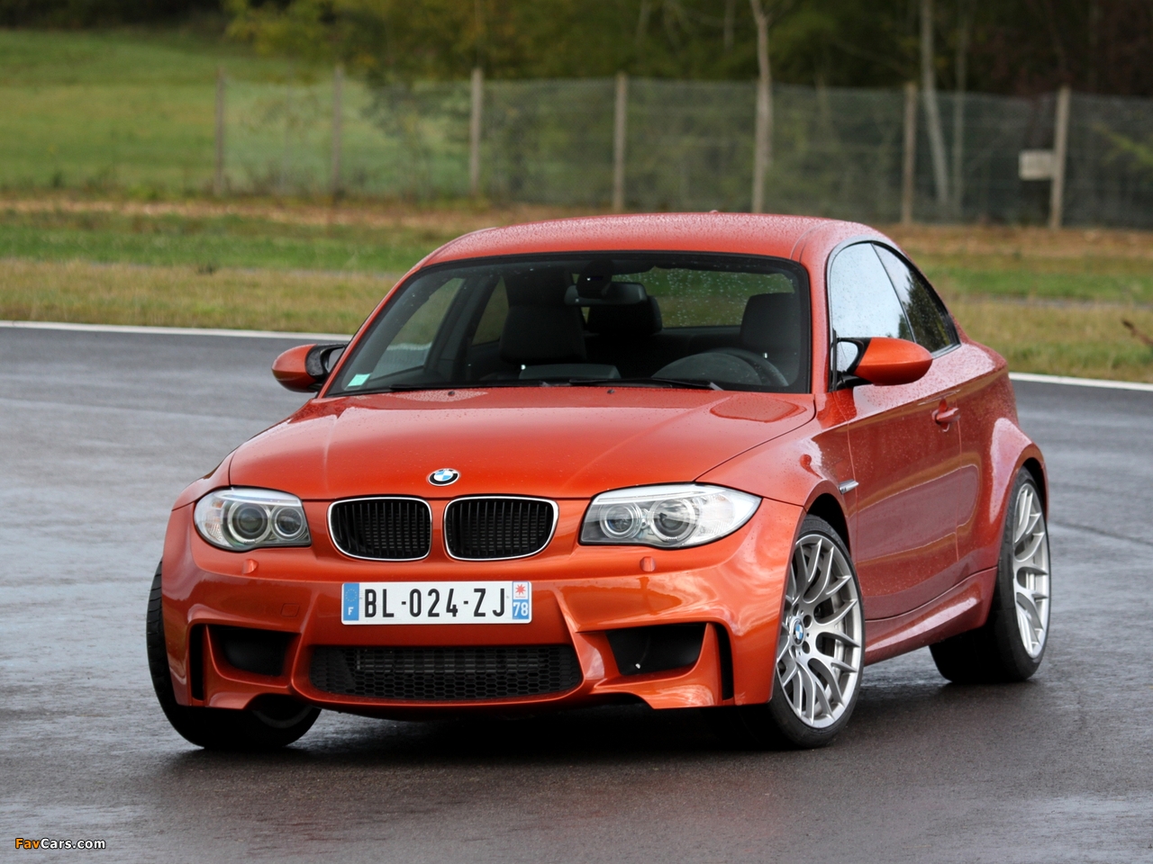 BMW 1 Series M Coupe (E82) 2011–12 pictures (1280 x 960)