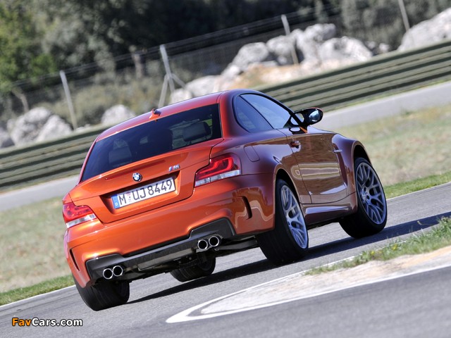 BMW 1 Series M Coupe (E82) 2011–12 pictures (640 x 480)