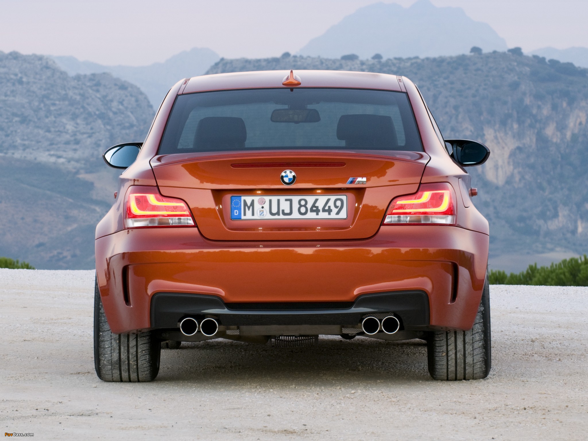 BMW 1 Series M Coupe (E82) 2011–12 wallpapers (2048 x 1536)