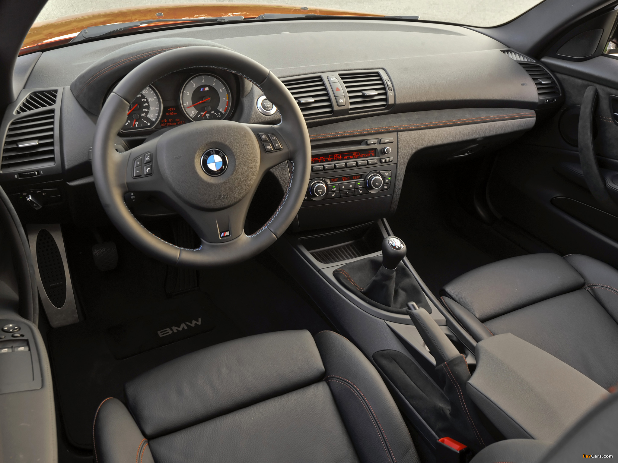 BMW 1 Series M Coupe US-spec (E82) 2011 wallpapers (2048 x 1536)