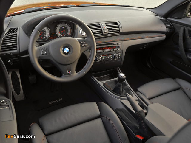 BMW 1 Series M Coupe US-spec (E82) 2011 wallpapers (640 x 480)