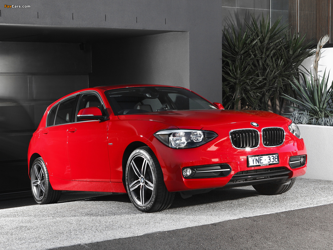 BMW 118d 5-door Sport Line AU-spec (F20) 2011 wallpapers (1280 x 960)