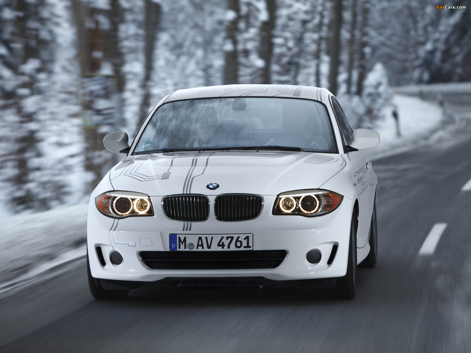 BMW 1 Series Coupe ActiveE Test Car (E82) 2011 wallpapers (1600 x 1200)